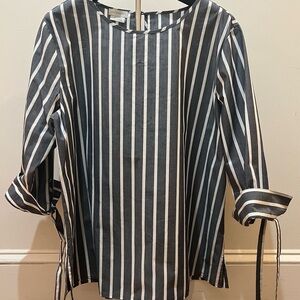 Van Heusen Gray/White Stripes XL/16